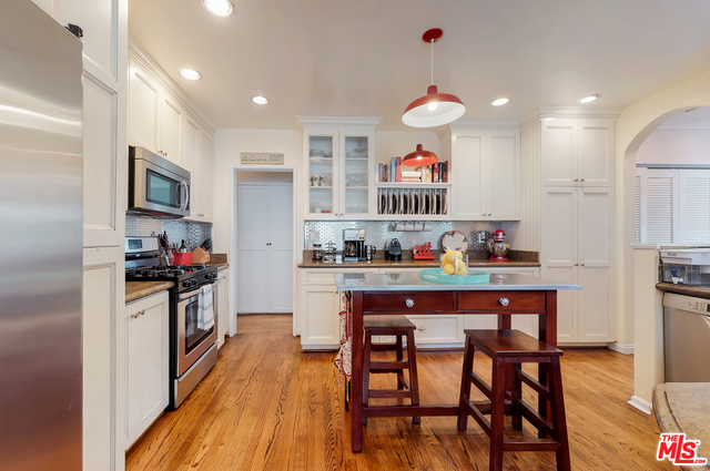 3 Bed Home for Sale in Studio City, California