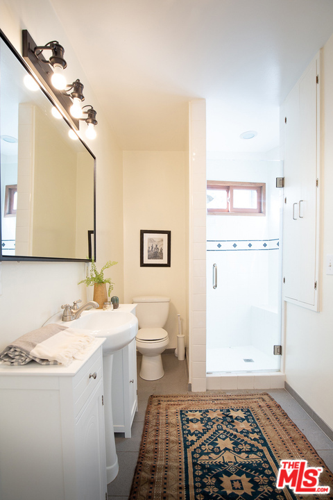 3 Bed Home for Sale in Los Angeles, California