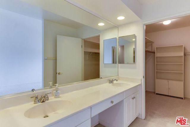 3 Bed Home for Sale in Granada Hills, California