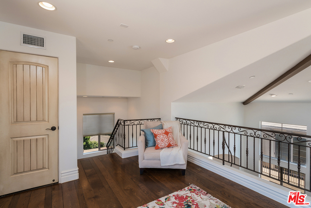 1908 CURTIS Avenue, Redondo Beach, California 90278, 4 Bedrooms Bedrooms, ,3 BathroomsBathrooms,Residential,Sold,CURTIS,17248288