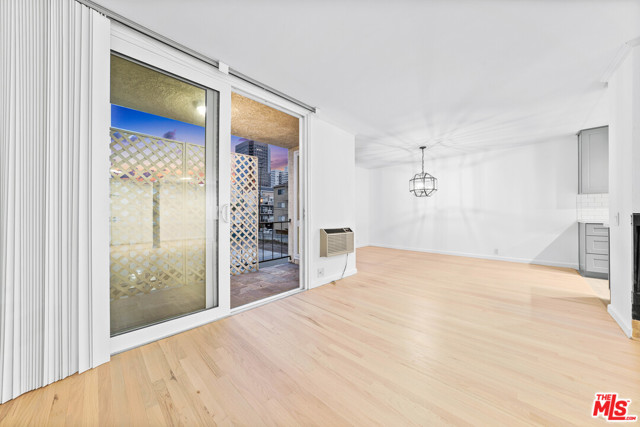 2 Bed Home for Sale in Los Angeles, California