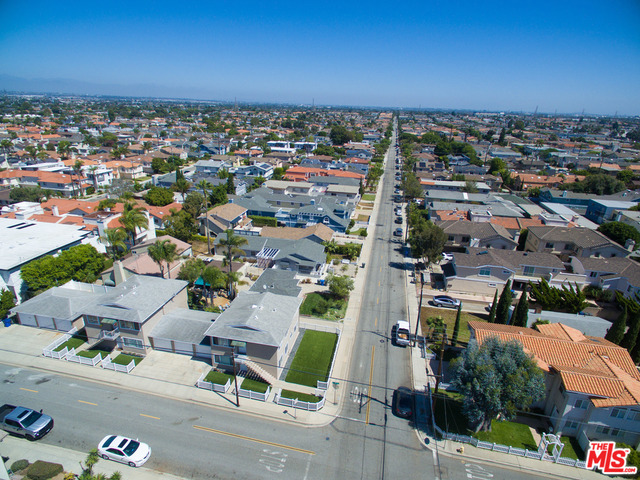 2001 RUHLAND Avenue, Redondo Beach, California 90278, ,Residential Income,Sold,RUHLAND,19516162