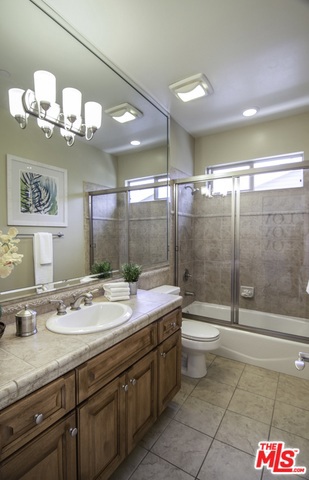 2011 FARRELL Avenue, Redondo Beach, California 90278, 4 Bedrooms Bedrooms, ,2 BathroomsBathrooms,Residential,Sold,FARRELL,17248526