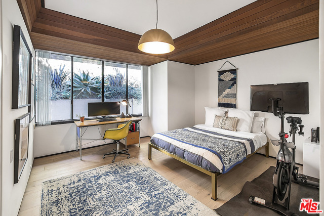 3 Bed Home for Sale in Los Angeles, California