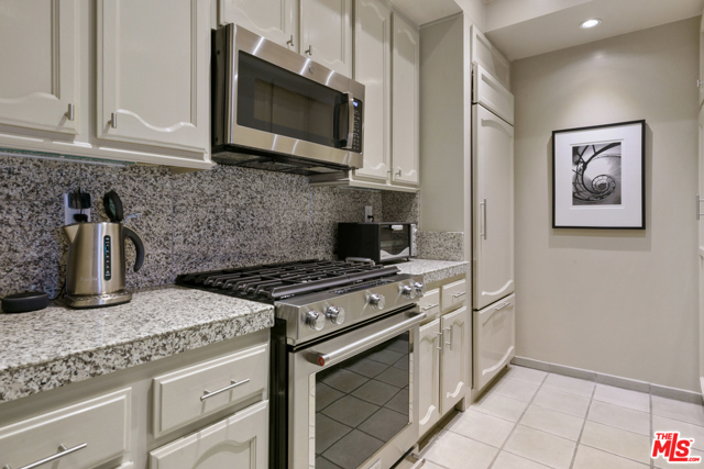 2 Bed Home for Sale in Valley Village, California