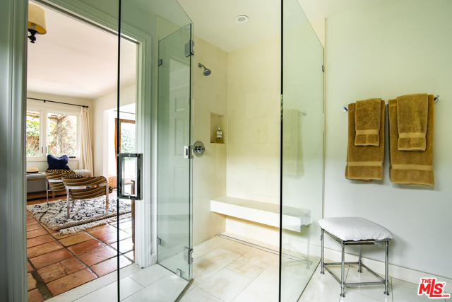 3 Bed Home for Sale in Venice, California