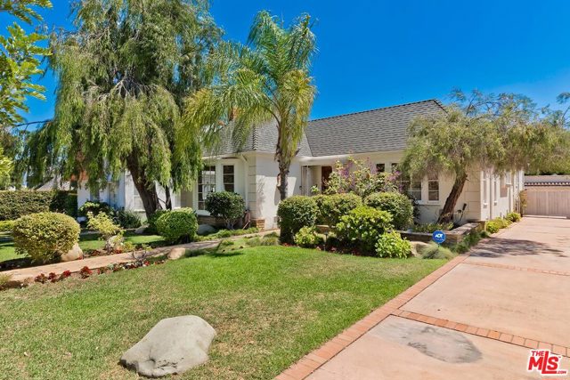 3 Bed Home for Sale in Los Angeles, California