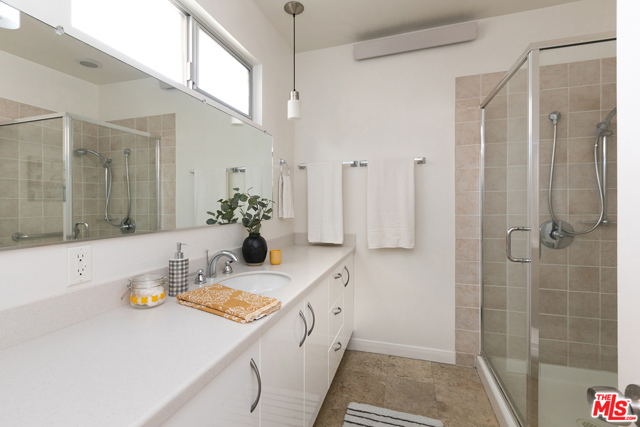 3 Bed Home for Sale in Los Angeles, California