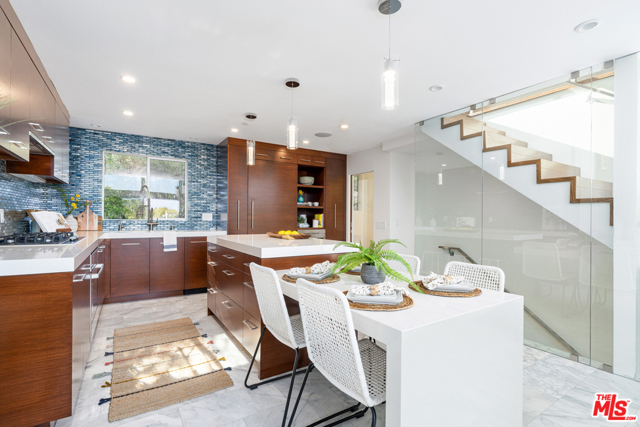 2 Bed Home for Sale in Santa Monica, California
