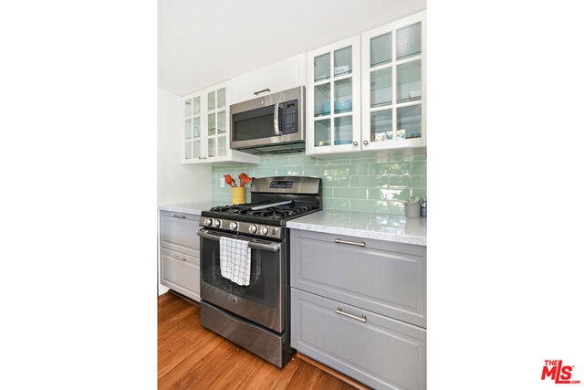 2 Bed Home for Sale in Los Angeles, California