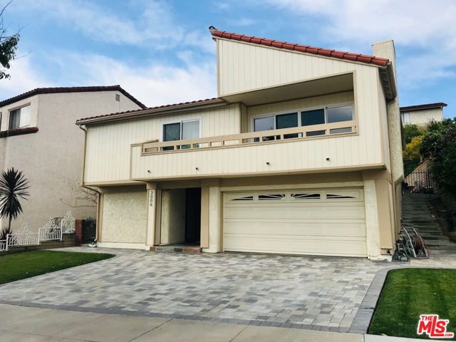 3006 OAKWOOD Lane, Torrance, California 90505, 4 Bedrooms Bedrooms, ,3 BathroomsBathrooms,Residential,Sold,OAKWOOD,19458148