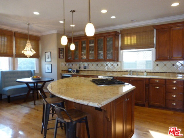 548 21ST Street, Hermosa Beach, California 90254, 5 Bedrooms Bedrooms, ,4 BathroomsBathrooms,Residential,Sold,21ST,18407334