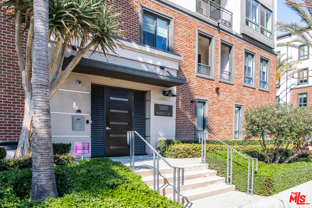3 Bed Home for Sale in Playa Vista, California