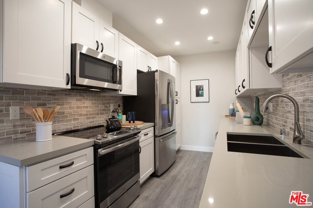 1 Bed Home for Sale in West Hollywood, California