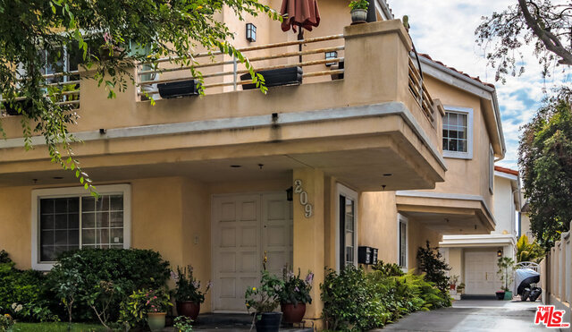 209 JUANITA Avenue, Redondo Beach, California 90277, 3 Bedrooms Bedrooms, ,2 BathroomsBathrooms,Residential,Sold,JUANITA,18363116