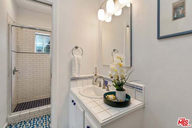 2 Bed Home for Sale in Los Angeles, California