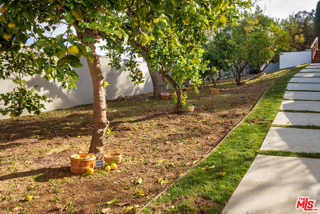 4 Bed Home for Sale in Los Angeles, California