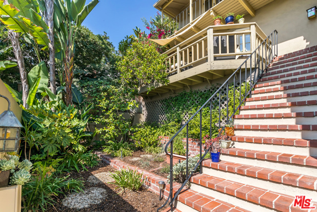 3 Bed Home for Sale in Los Angeles, California