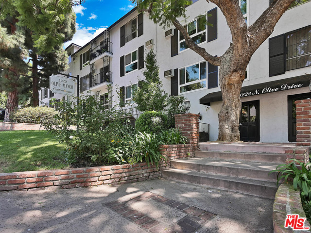 1 Bed Home for Sale in West Hollywood, California