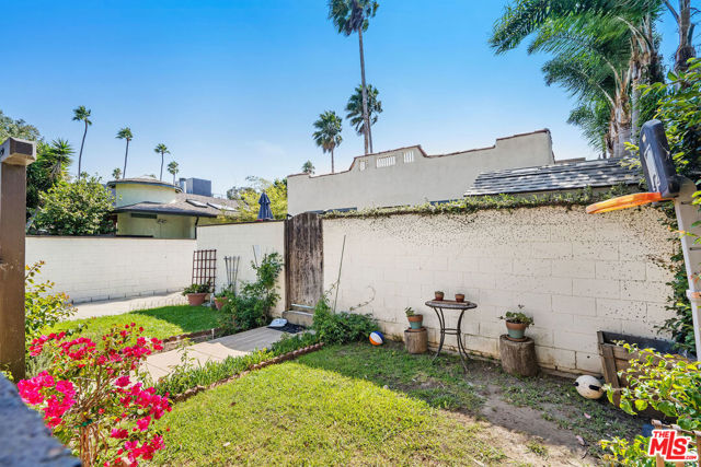  Income Home for Sale in Venice, California
