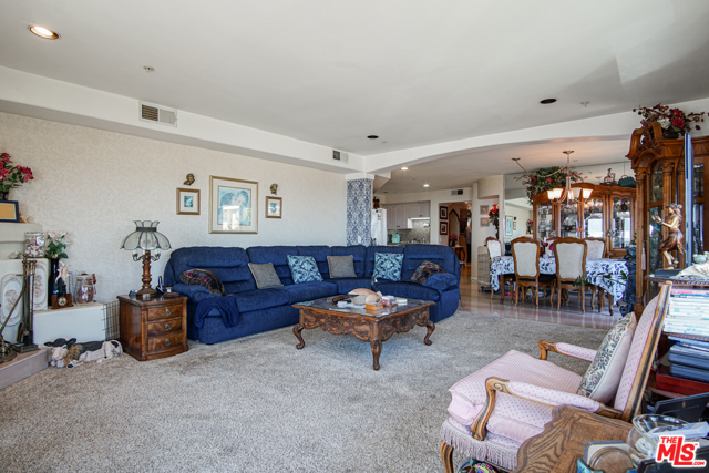 3 Bed Home for Sale in Playa del Rey, California