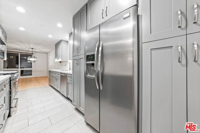 2 Bed Home for Sale in Los Angeles, California