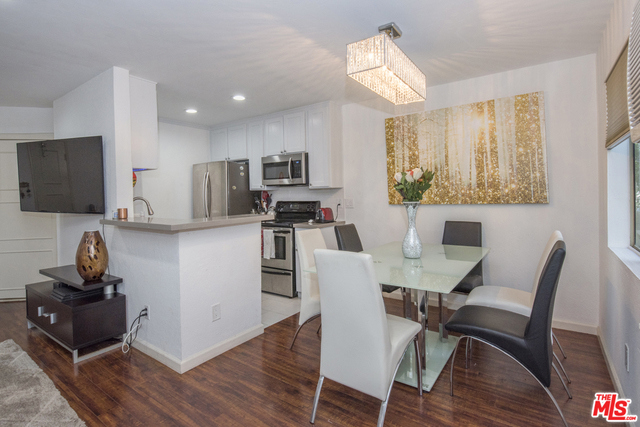 1 Bed Home for Sale in Los Angeles, California