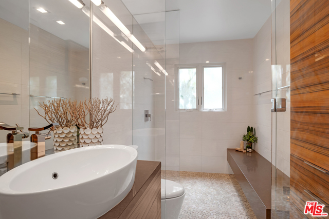 Home for Sale in Los Angeles, California