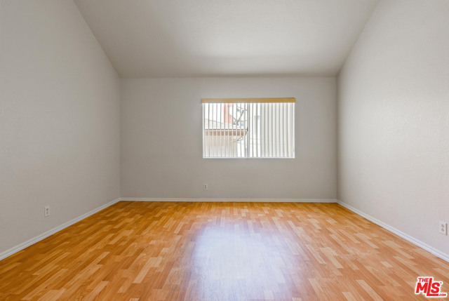 2 Bed Home for Sale in Los Angeles, California