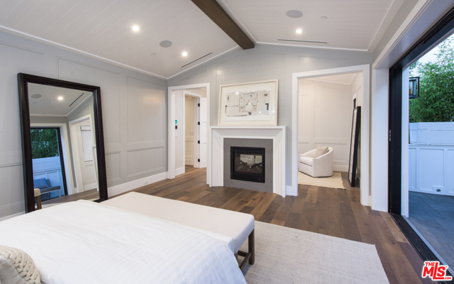 6 Bed Home for Sale in Pacific Palisades, California