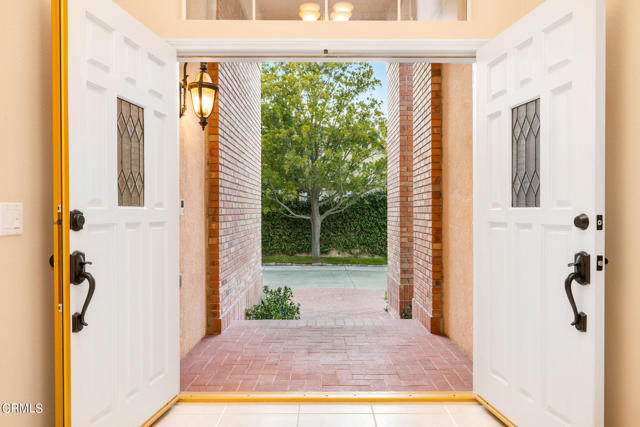 5 Bed Home for Sale in Newbury Park, California