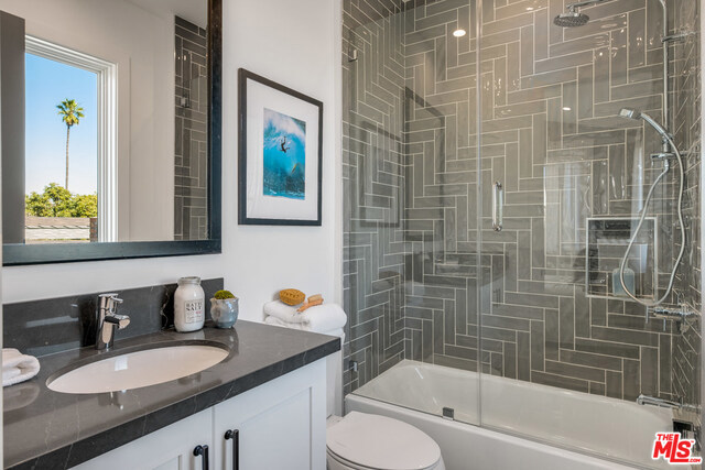 3513 ELM Avenue, Manhattan Beach, California 90266, 5 Bedrooms Bedrooms, ,4 BathroomsBathrooms,Residential,Sold,ELM,19437290