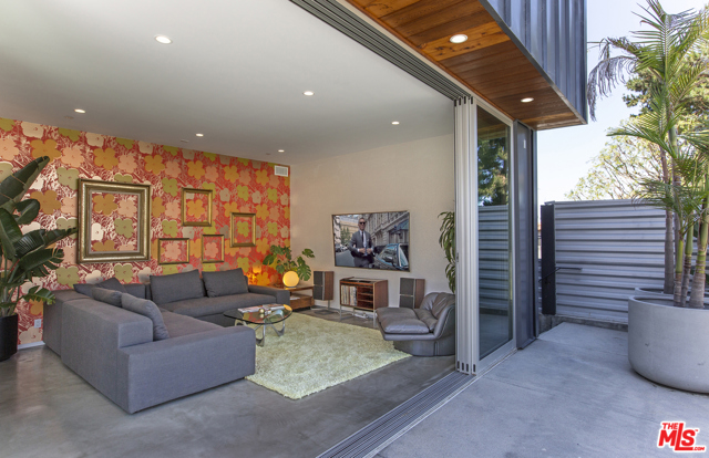 1027 AVENUE A, Redondo Beach, California 90277, 4 Bedrooms Bedrooms, ,5 BathroomsBathrooms,Residential,Sold,AVENUE A,20576054
