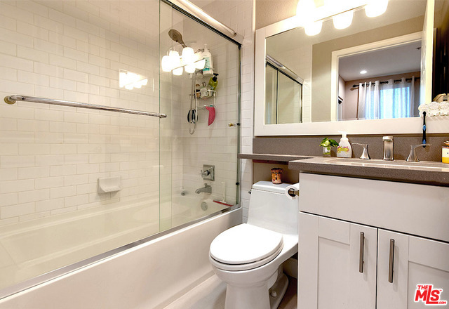 2 Bed Home for Sale in Los Angeles, California