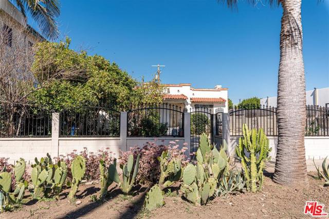 3 Bed Home for Sale in Los Angeles, California