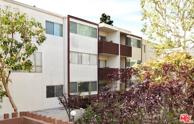 2 Bed Home for Sale in Culver City, California