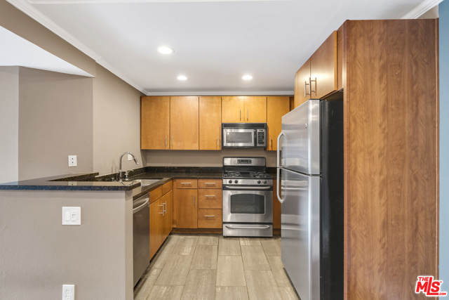 2 Bed Home for Sale in Playa del Rey, California
