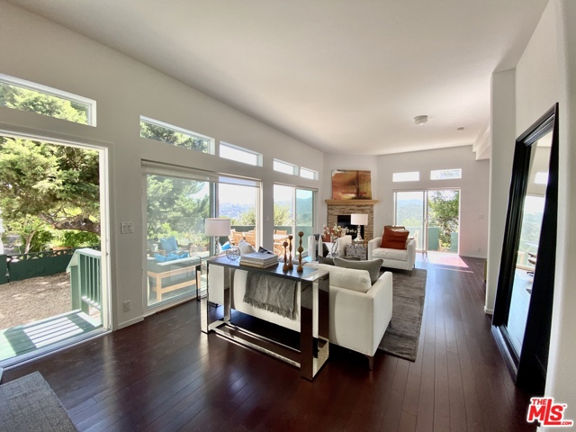 3 Bed Home for Sale in Topanga, California