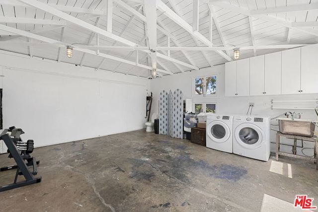 3 Bed Home for Sale in Venice, California