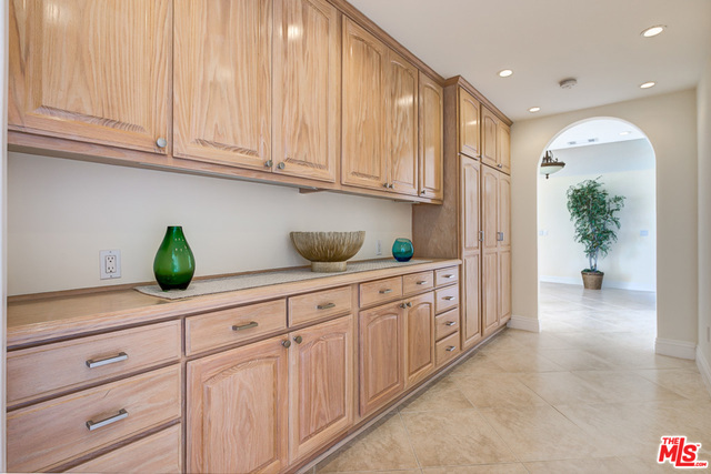 61 OCEANAIRE Drive, Rancho Palos Verdes, California 90275, 3 Bedrooms Bedrooms, ,3 BathroomsBathrooms,Residential,Sold,OCEANAIRE,19451576