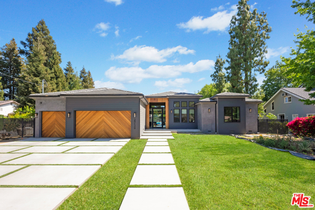 Photo of 23126 Collins Street, Woodland Hills, CA 91367