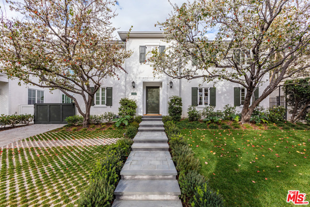 6 Bed Home for Sale in Los Angeles, California