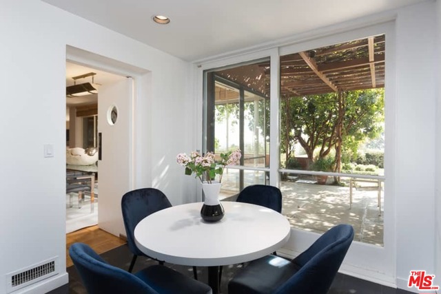 5 Bed Home for Sale in Los Angeles, California