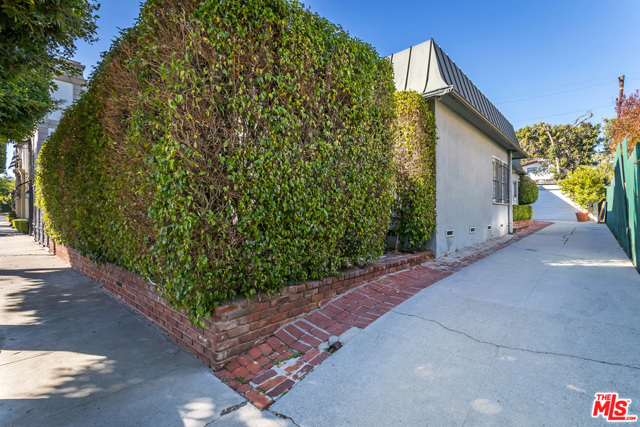  Income Home for Sale in West Hollywood, California