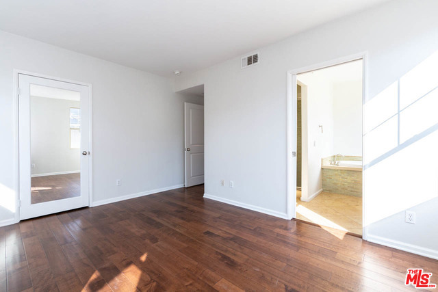 2 Bed Home for Sale in Los Angeles, California