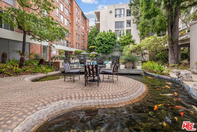 2 Bed Home for Sale in Los Angeles, California