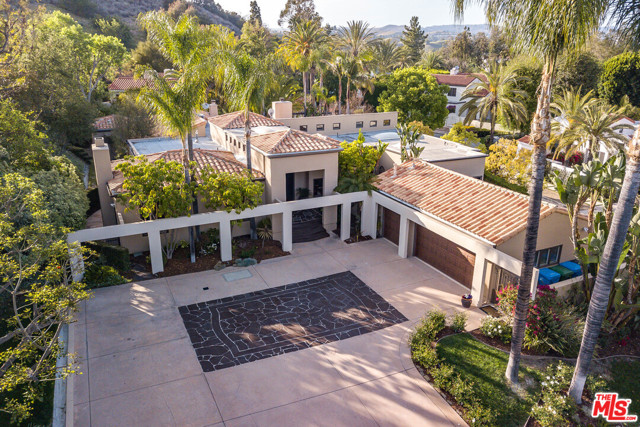 5 Bed Home for Sale in Calabasas, California