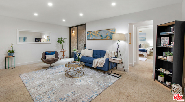 1 Bed Home for Sale in Los Angeles, California