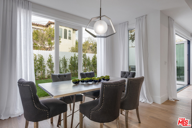 3513 ELM Avenue, Manhattan Beach, California 90266, 5 Bedrooms Bedrooms, ,4 BathroomsBathrooms,Residential,Sold,ELM,19437290