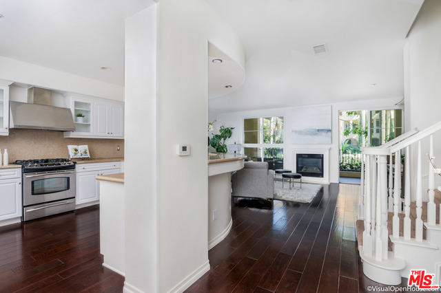 2 Bed Home for Sale in Playa Vista, California